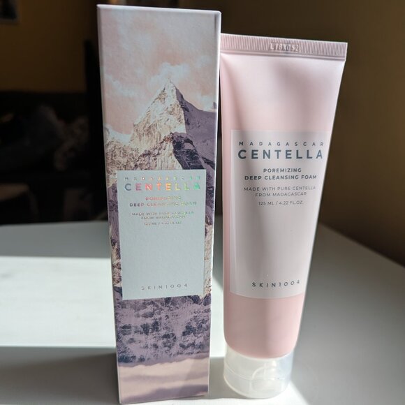 SKIN1004 Madagascar Centella Poremizing Deep Cleansing Foam 4.22 fl oz (125 ml) - Picture 4 of 6